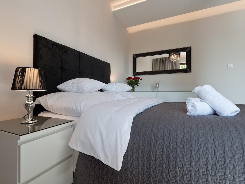 Jak W Domu Apartment Krasków Cameră foto